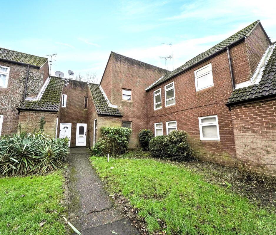 7 Lupin Close, West Drayton, UB7 7UY