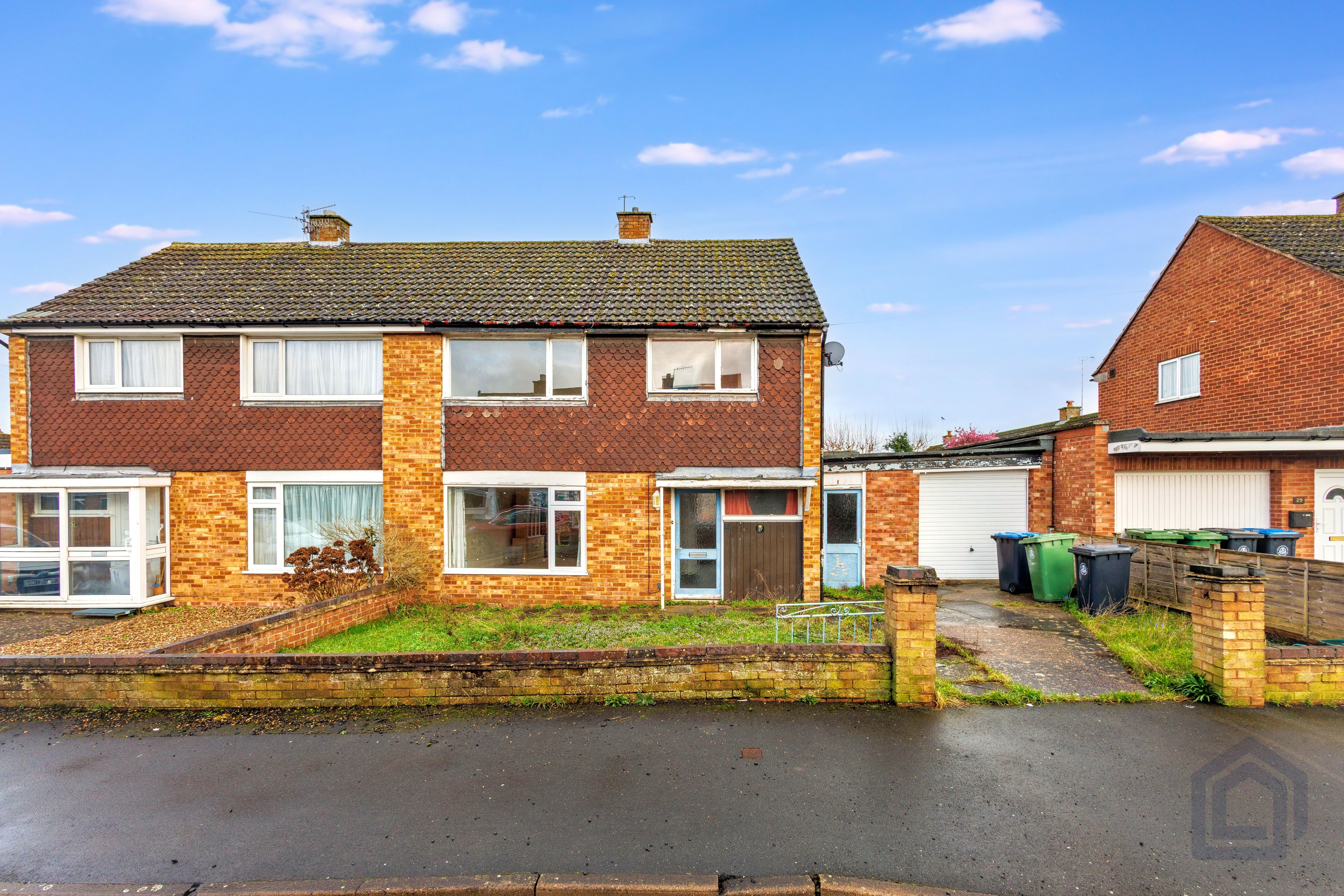 27 Cherry Orchard, Stratford-upon-Avon, CV37 9AP