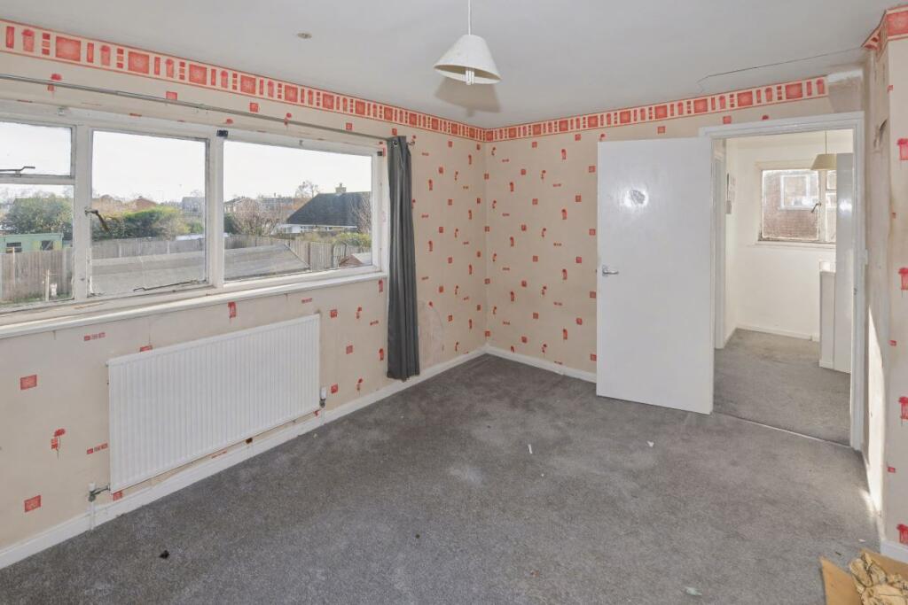 27 Cherry Orchard, Stratford-upon-Avon, CV37 9AP