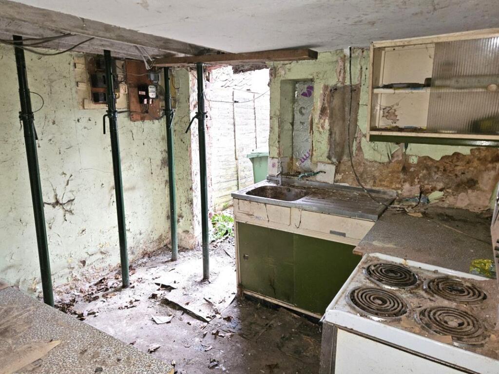 9 Dereham Road
Litcham, King's Lynn