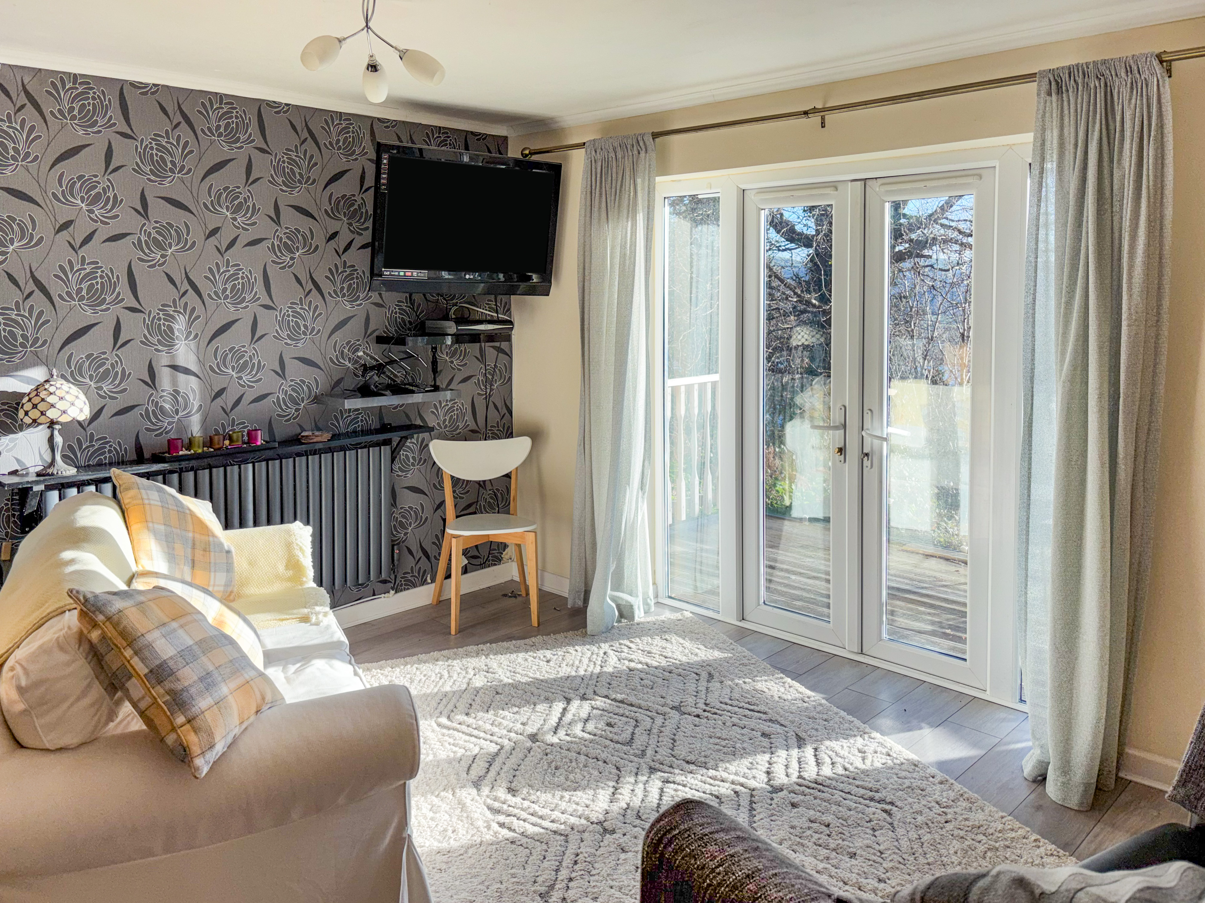 Chalet 5, Plas Panteidal, Aberdovey, LL35 0RF