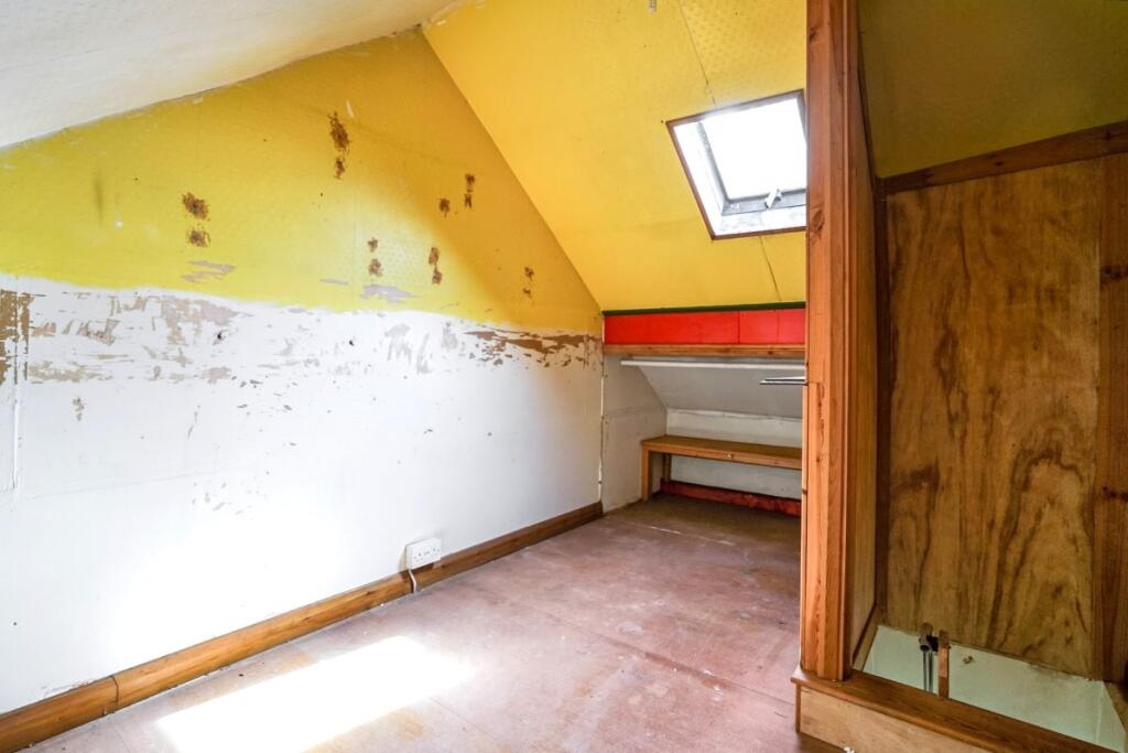 24 Grange Hill, Chatham