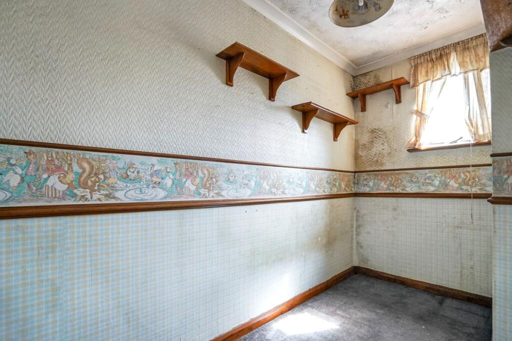 24 Grange Hill, Chatham