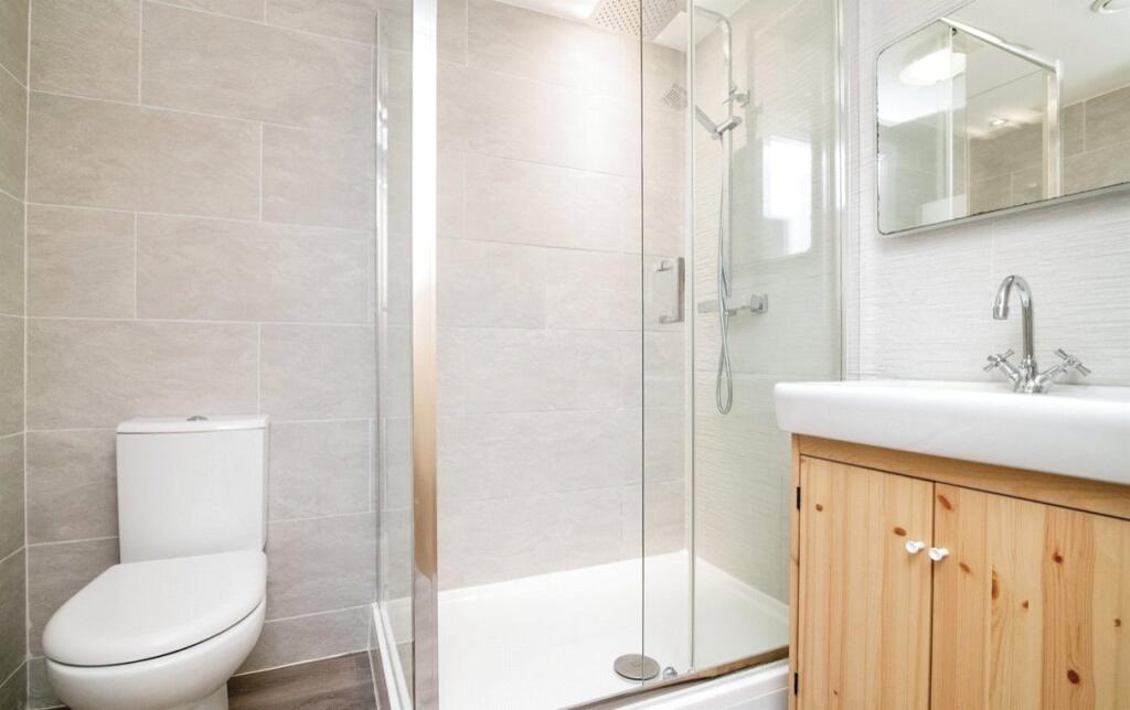 37 The Purple Apartments, Broadway Plaza, 219 Ladywood Middleway, Birmingham, B16 8EQ