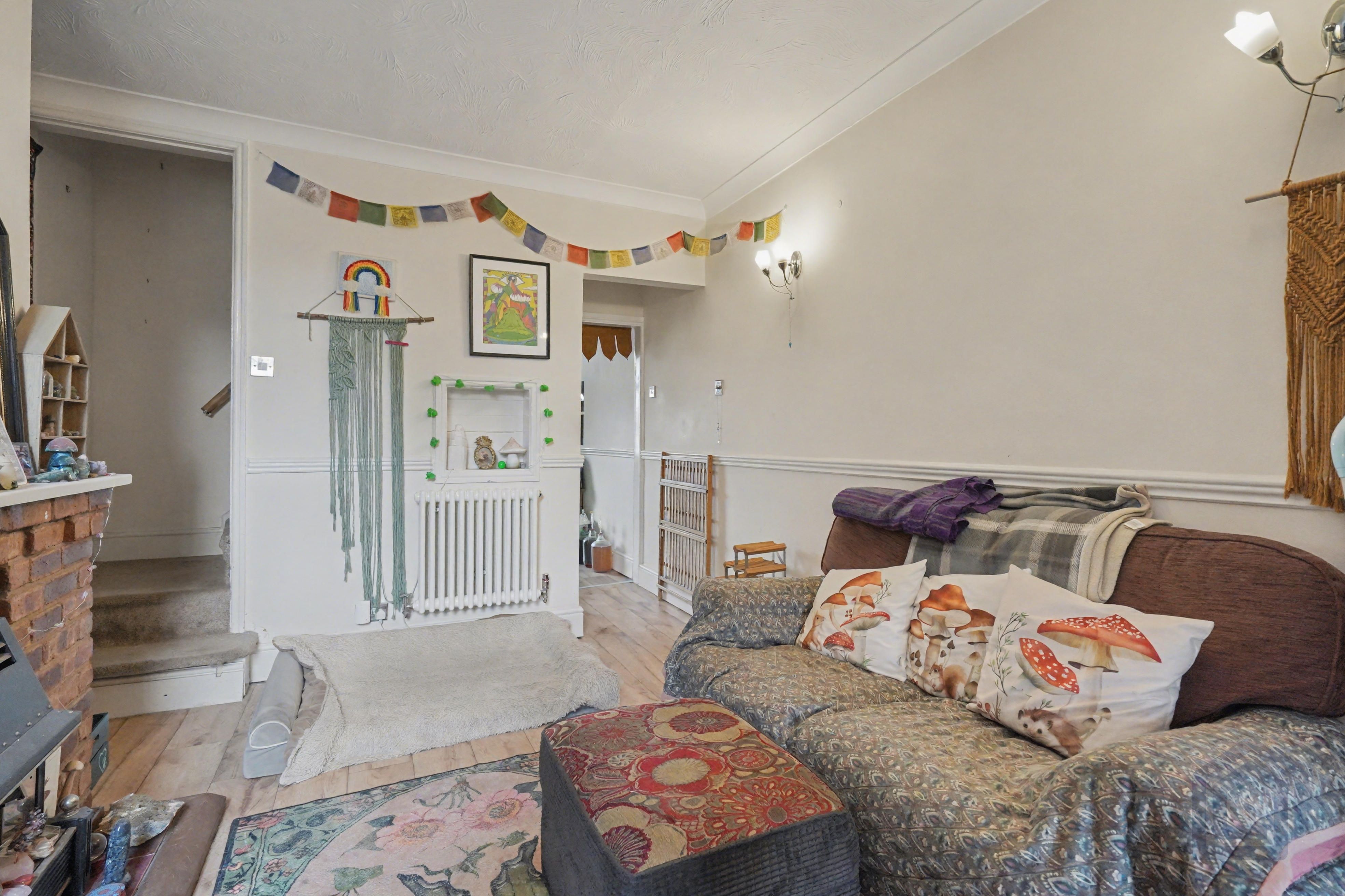 56 Main Street
Swadlincote, Swadlincote, DE11 0TW