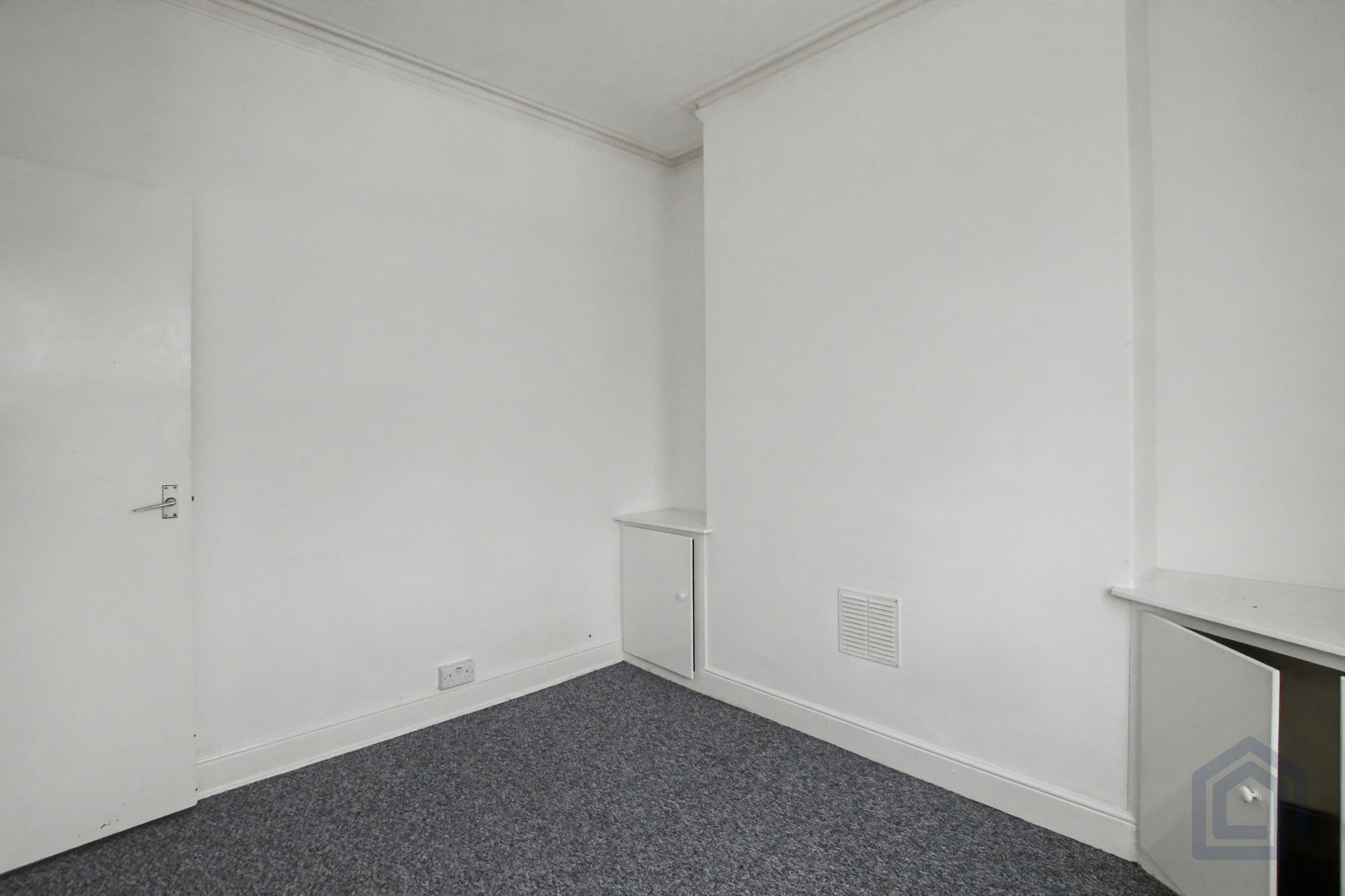 461 High Street, Stoke-on-Trent, ST6 5EP