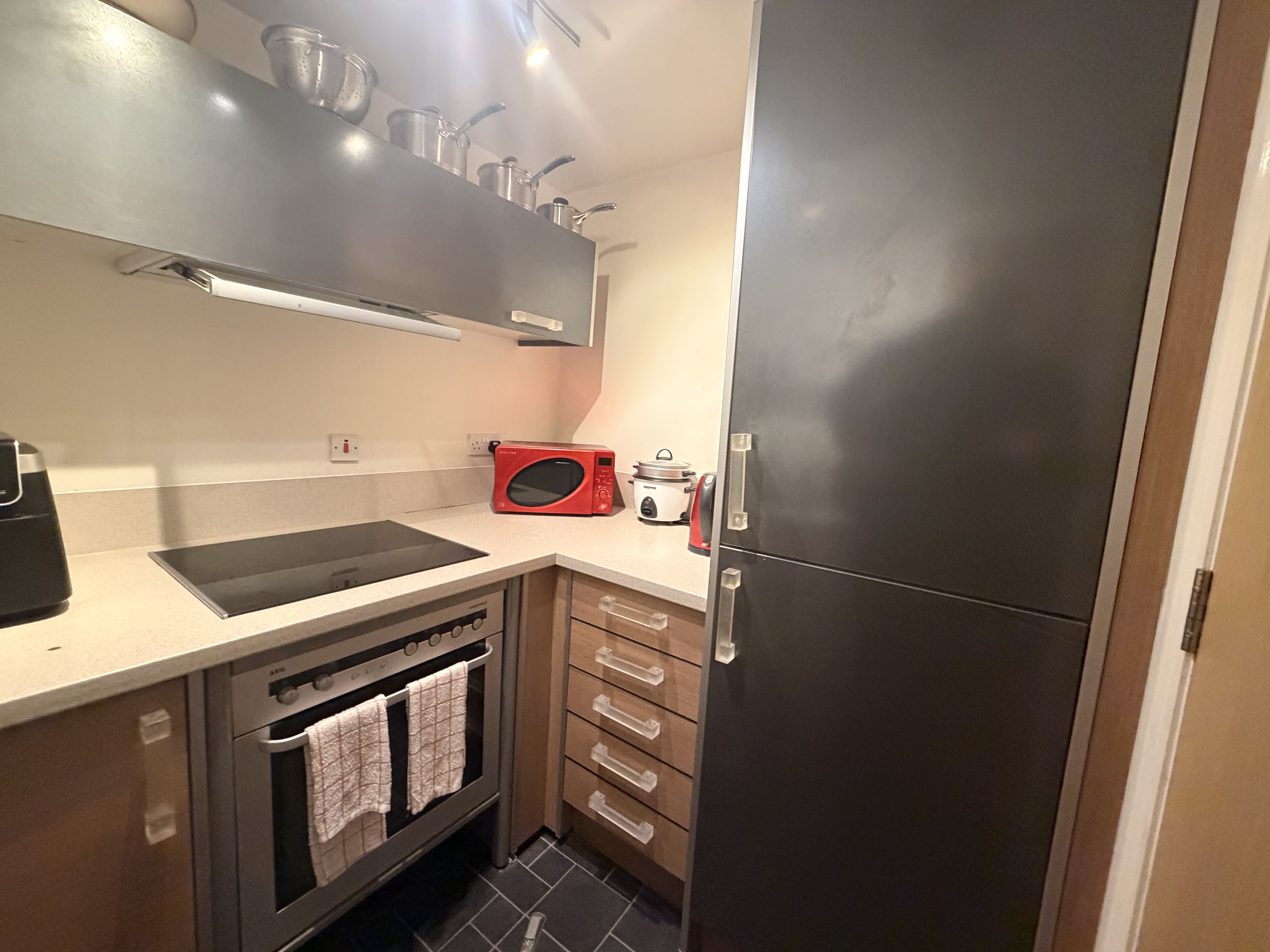 99, The Red Apartments, Broadway Plaza,18 Francis Road, Birmingham, B16 8SU