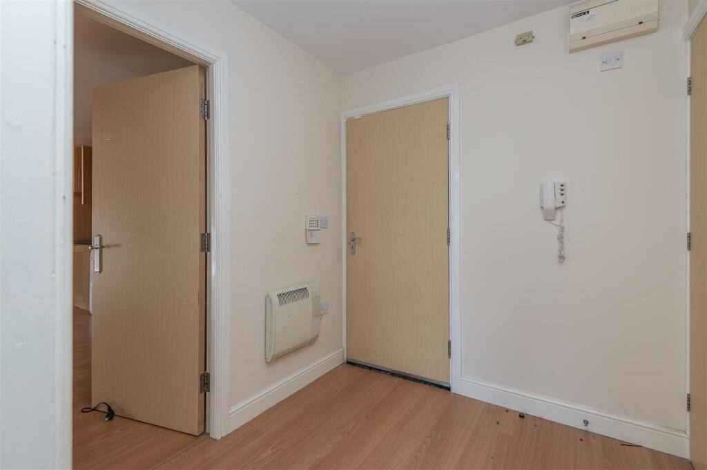 Apartment 33
Perseverance Mills
Westbury Street, Elland, HX5 9AG