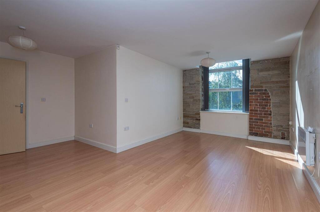 Apartment 33
Perseverance Mills
Westbury Street, Elland, HX5 9AG