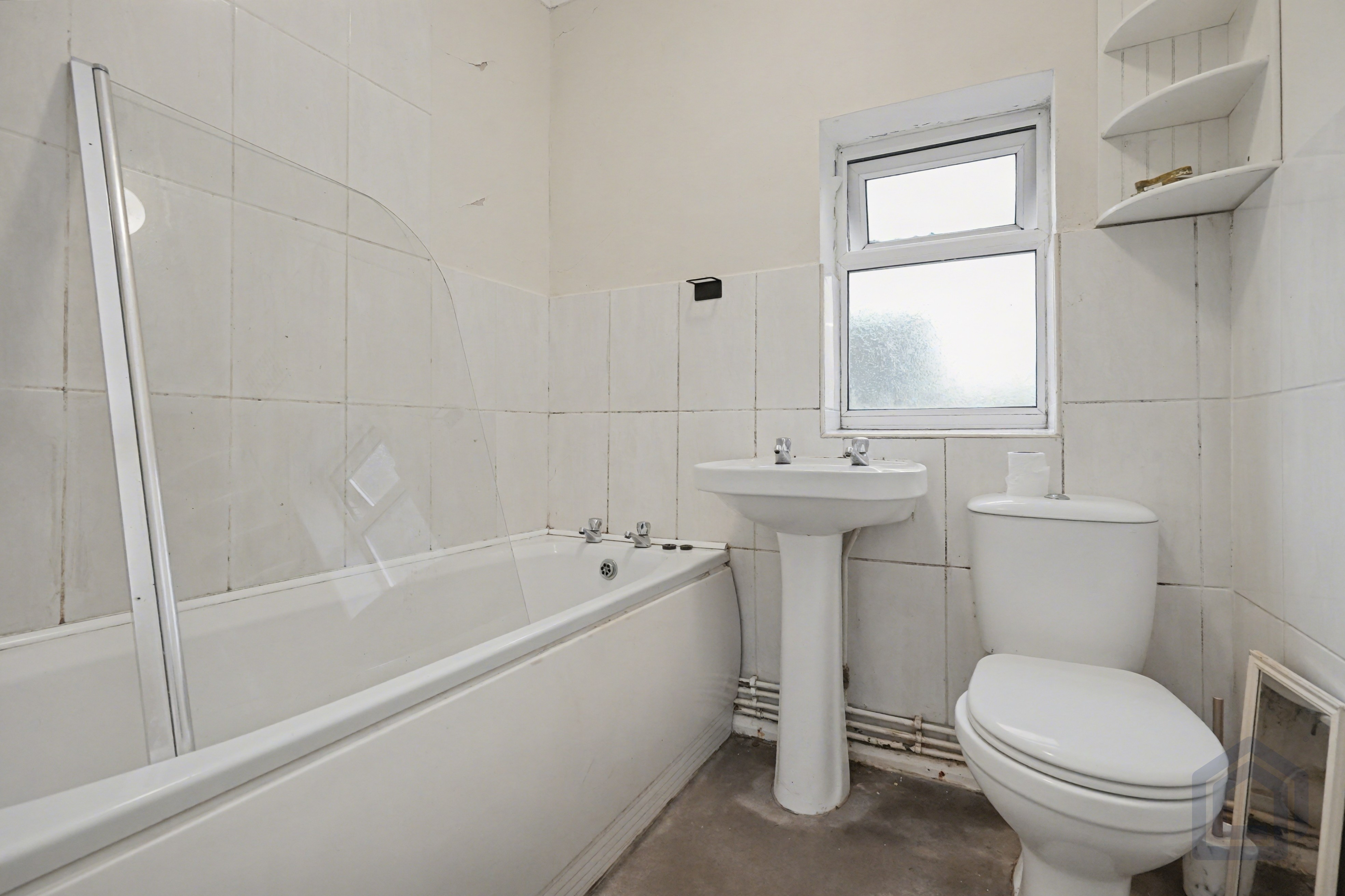 97 Horninglow Road
Burton upon Trent, Burton-on-Trent, DE14 2PT