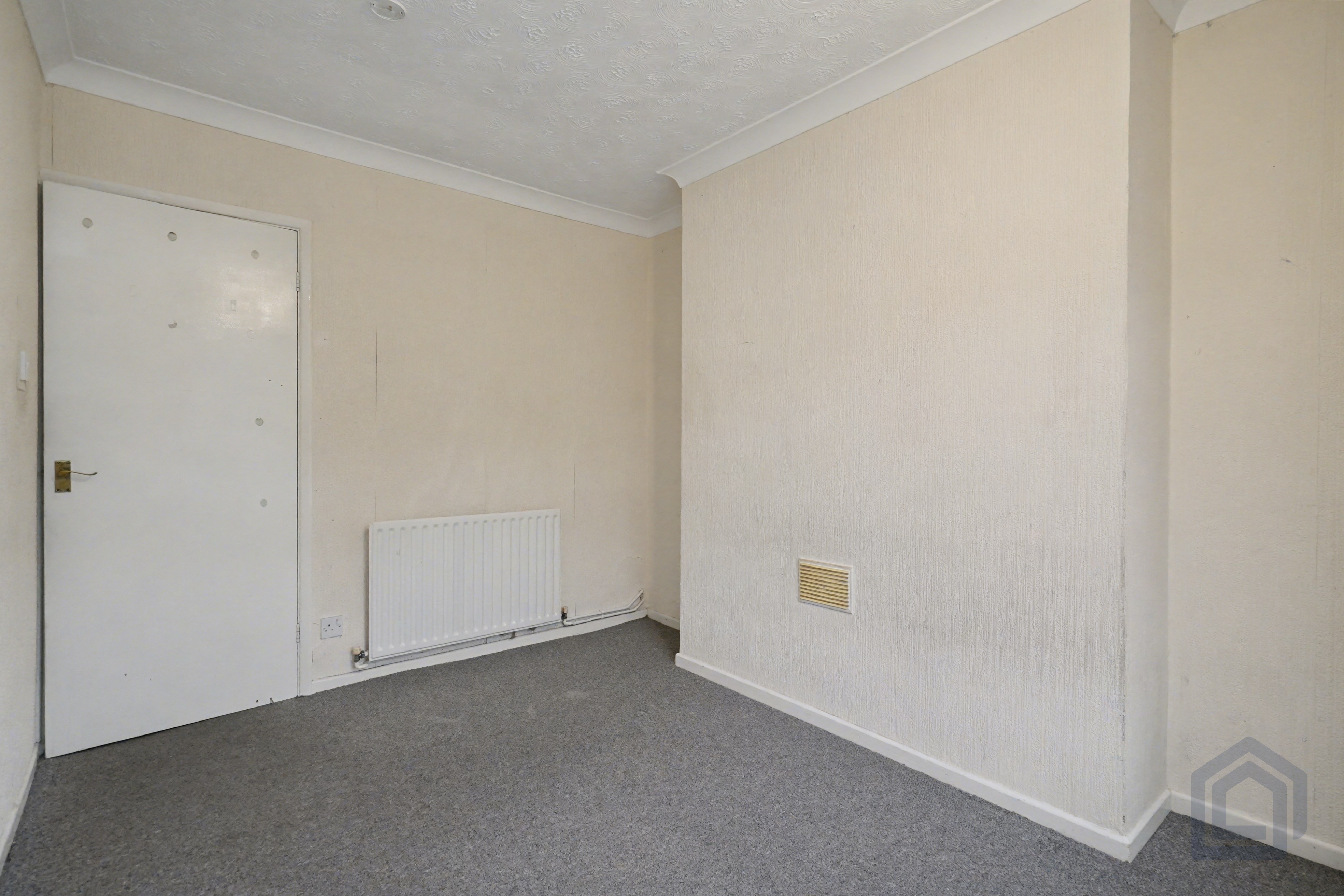 97 Horninglow Road
Burton upon Trent, Burton-on-Trent, DE14 2PT