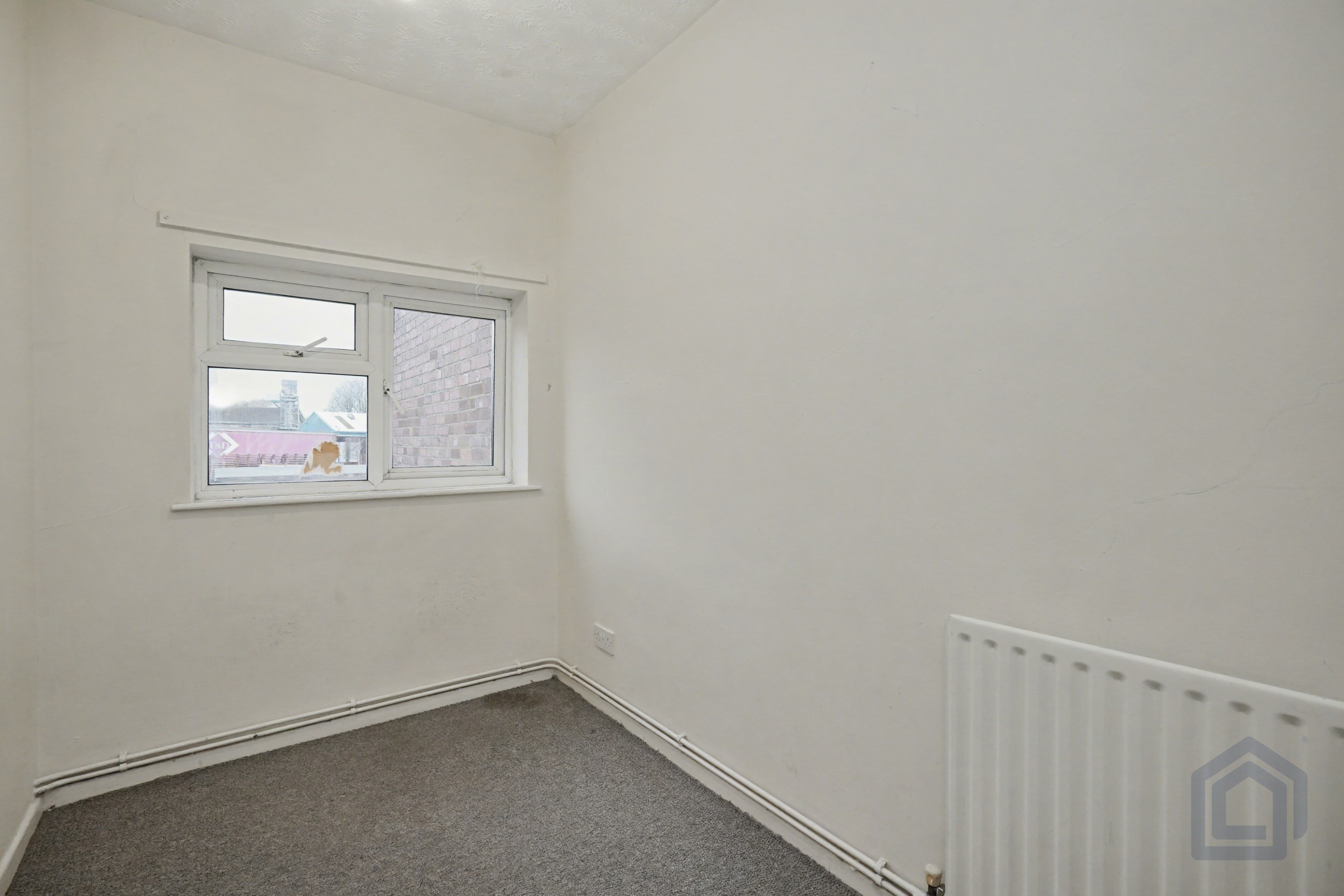 97 Horninglow Road
Burton upon Trent, Burton-on-Trent, DE14 2PT