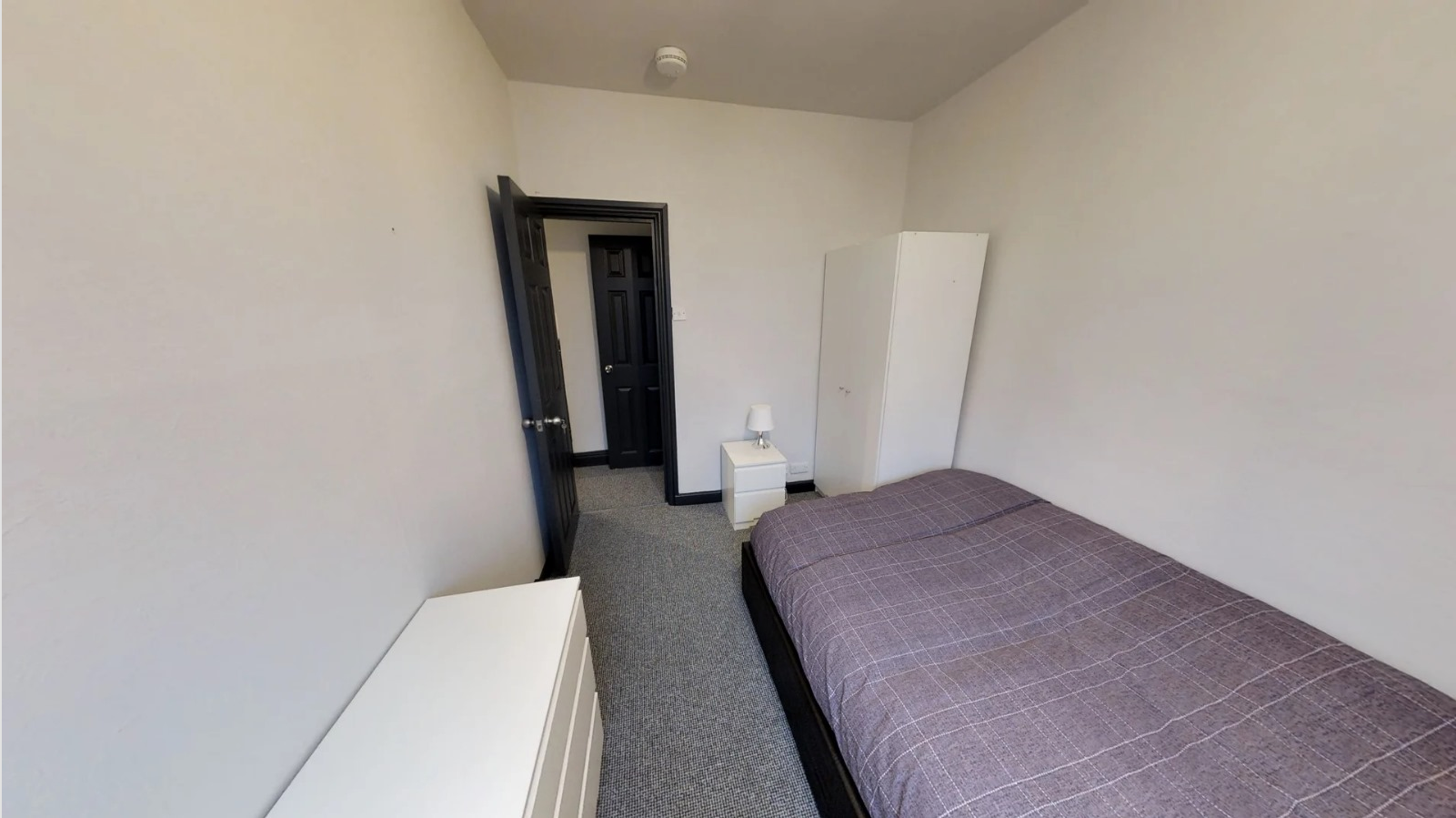 19 Commercial Street, Barnsley, S70 4NX