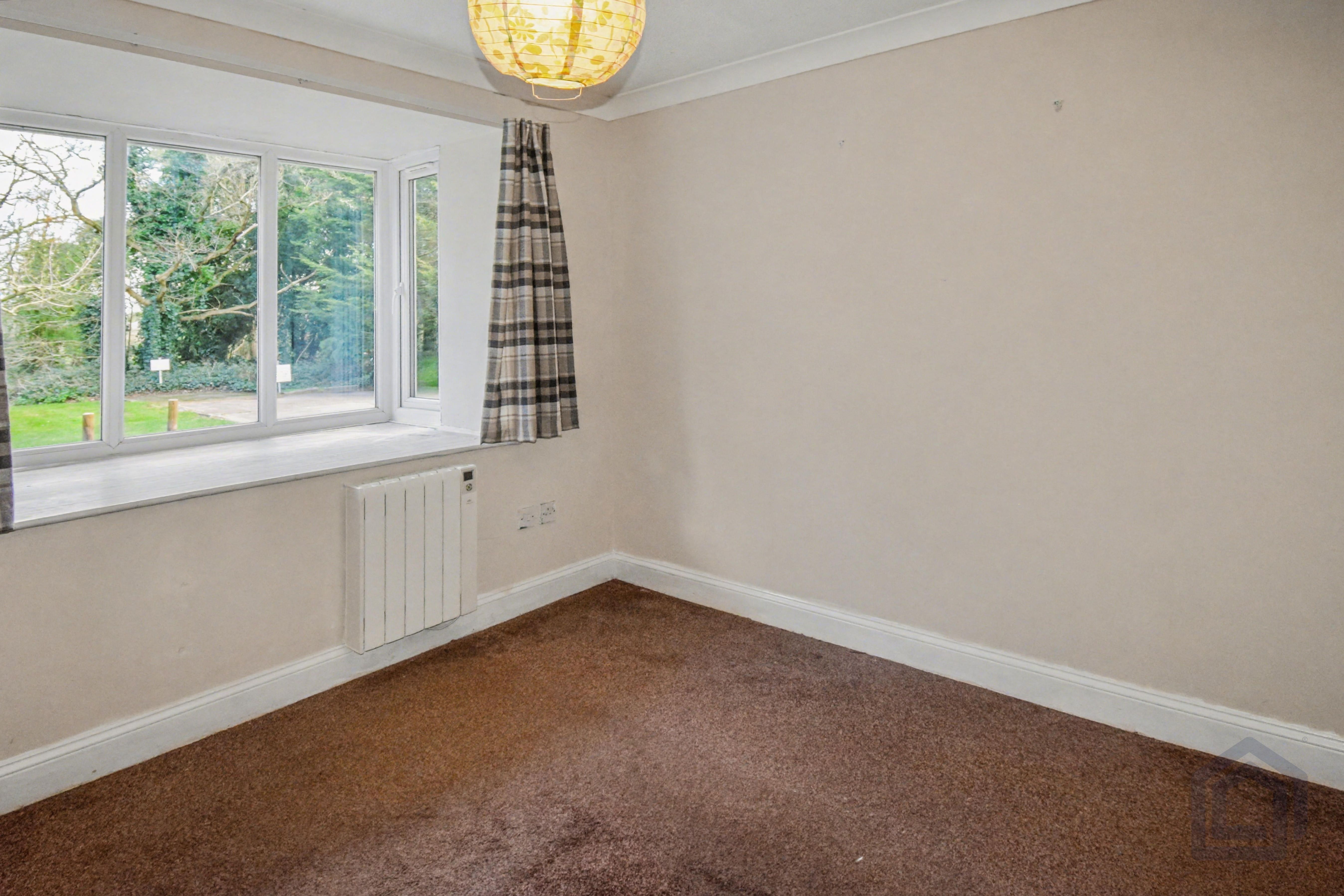 Flat 51, Quintin Gurney House

Keswick Hall, Norwich, NR4 6RP
