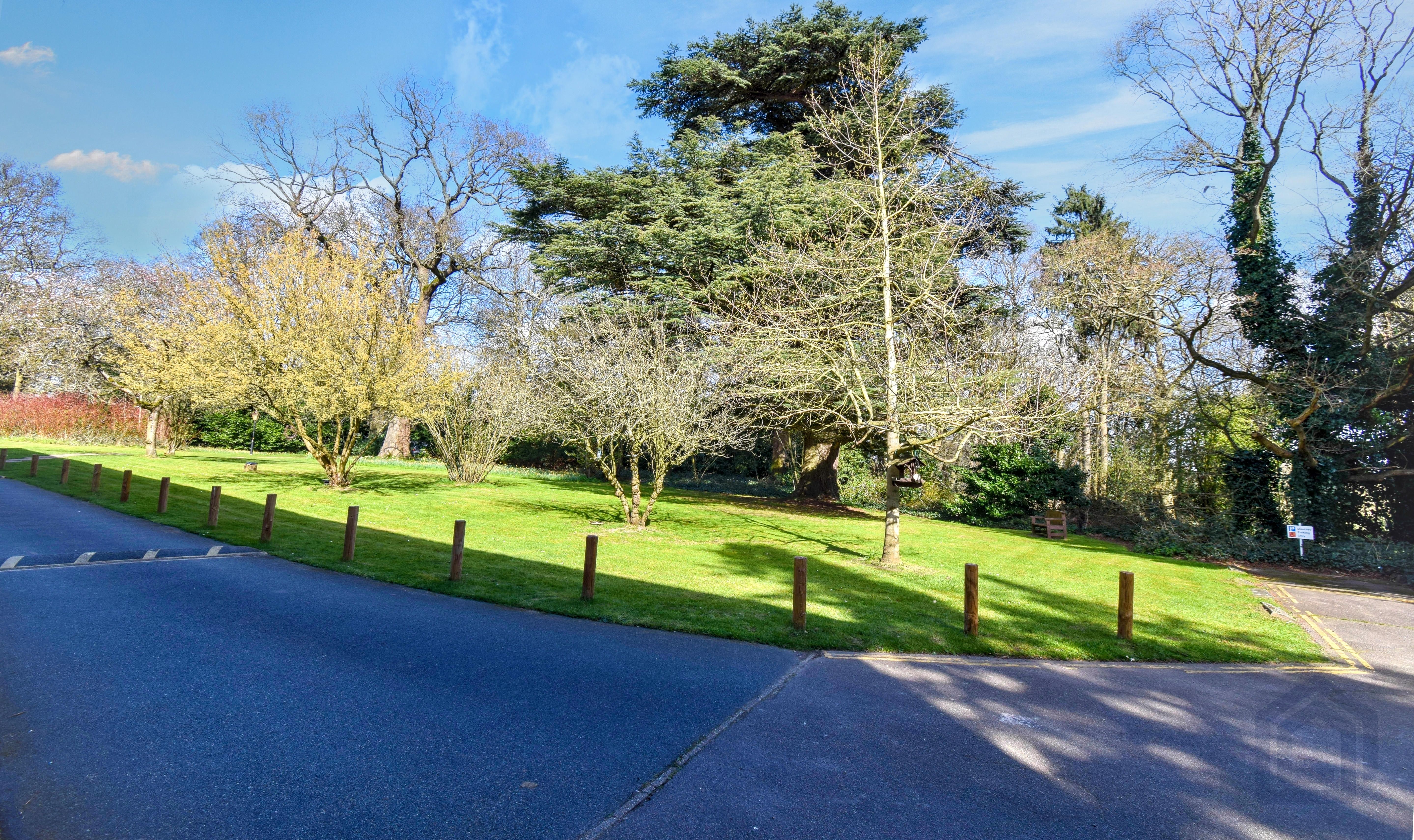 Flat 51, Quintin Gurney House

Keswick Hall, Norwich, NR4 6RP