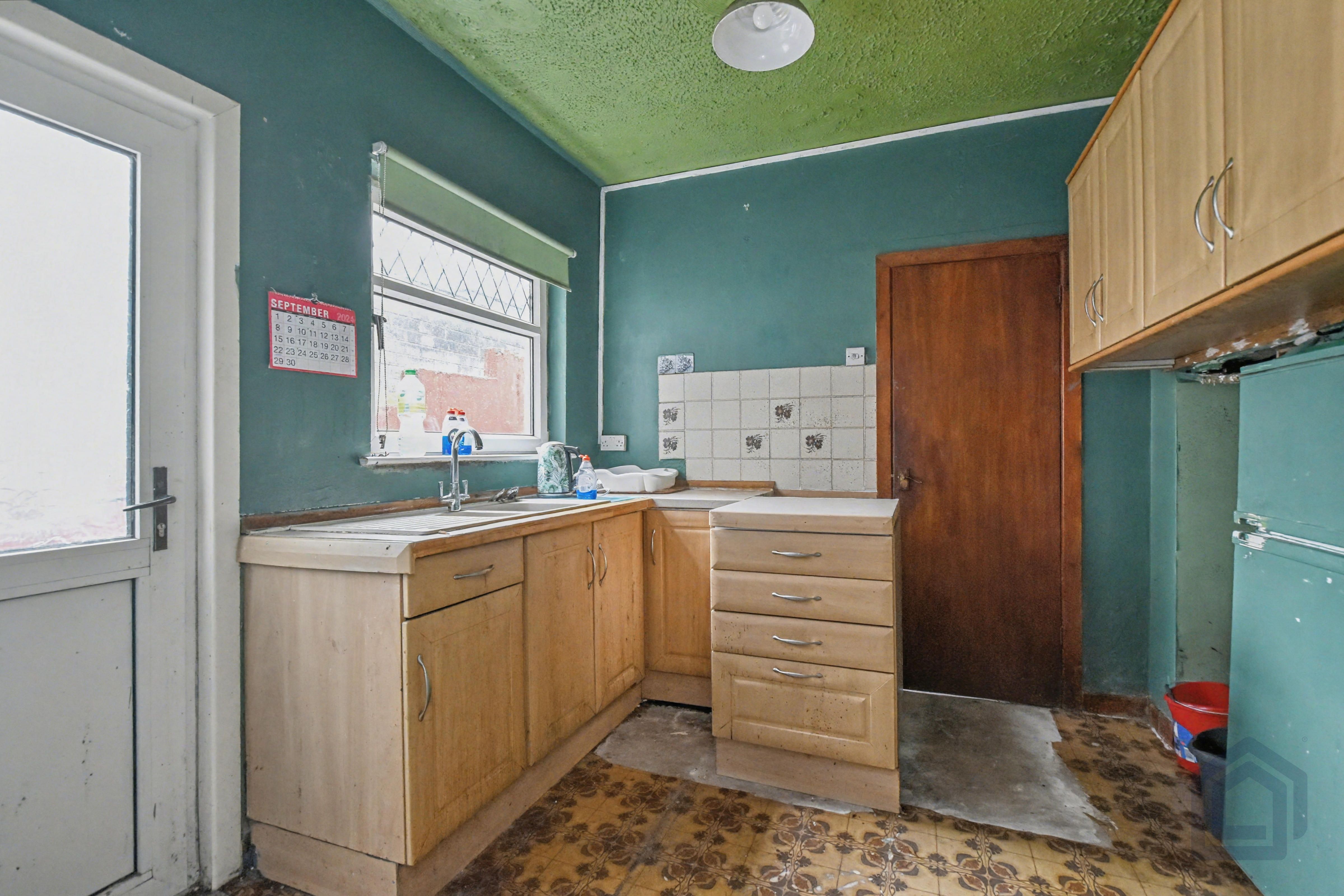 201 Cwmamman Road
Garnant, Ammanford, SA18 1LS