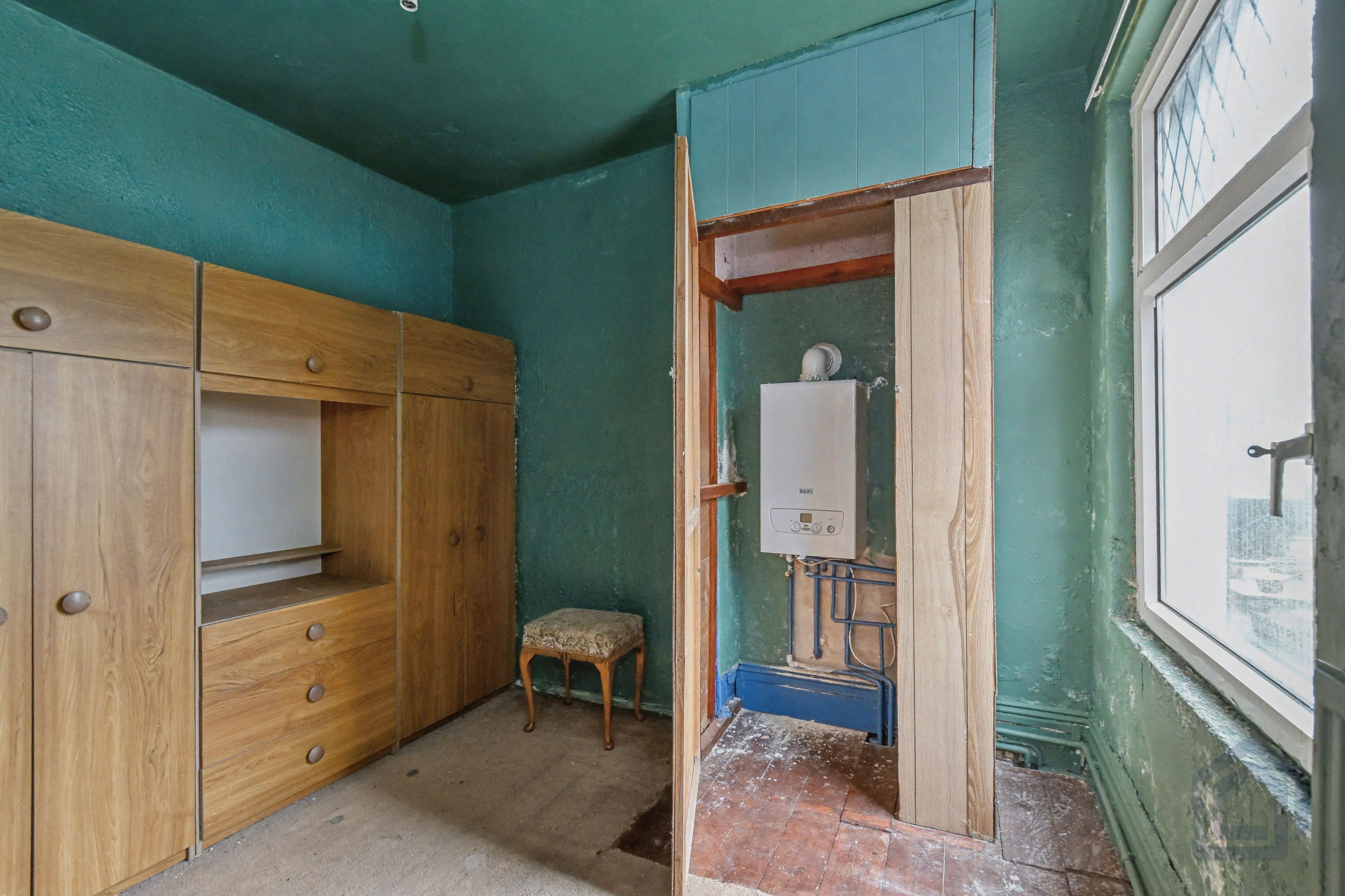 201 Cwmamman Road
Garnant, Ammanford, SA18 1LS