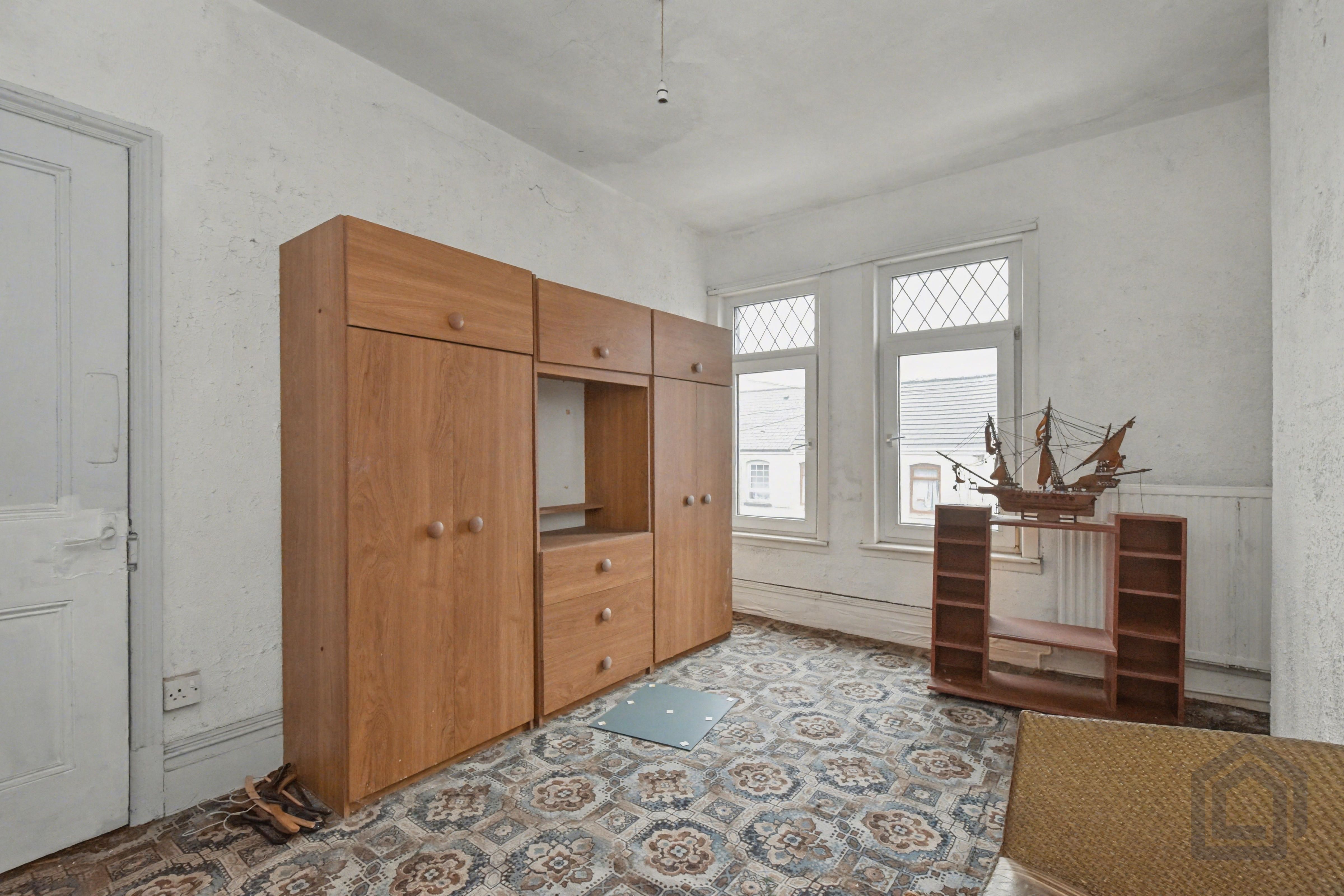 201 Cwmamman Road
Garnant, Ammanford, SA18 1LS