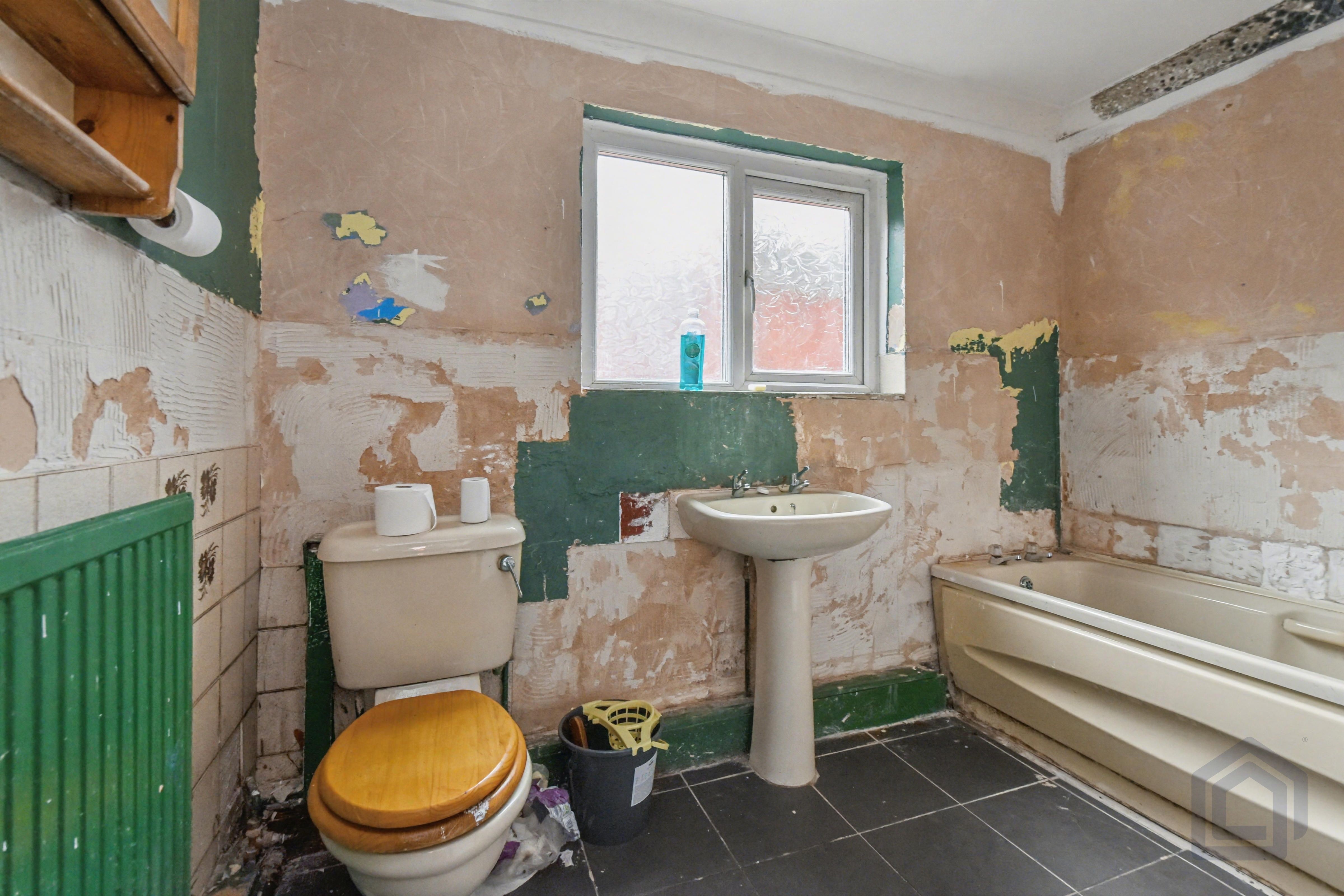 201 Cwmamman Road
Garnant, Ammanford, SA18 1LS